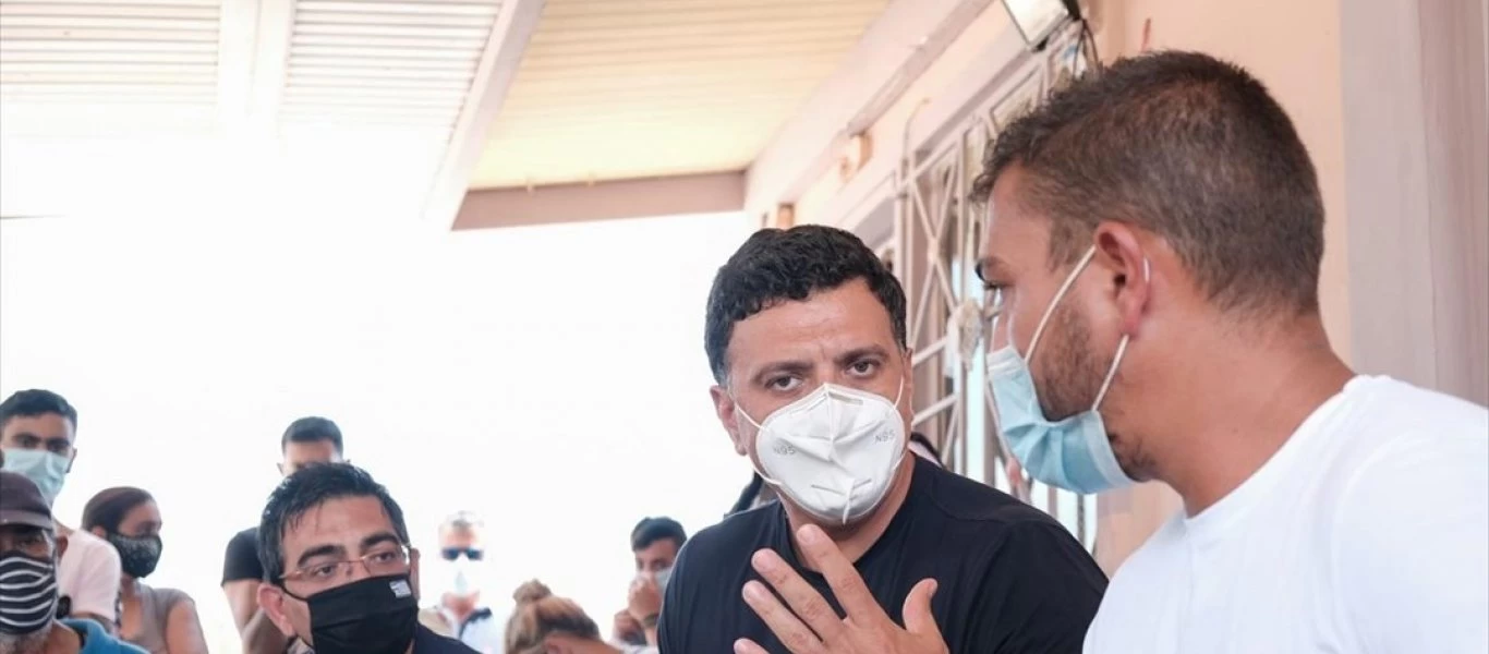 Β. Κικίλιας: Σε καταυλισμό Ρομά για προτροπή εμβολιασμών